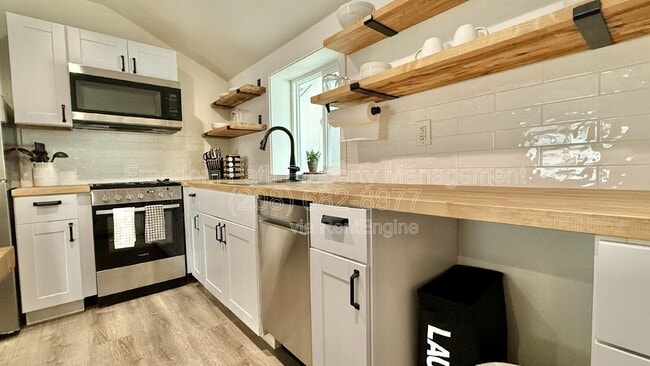 Photo - 1519 E Montana Ave