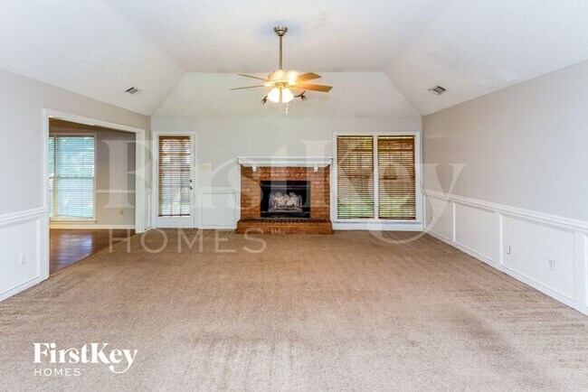 Photo - 8525 Dulwich Rd