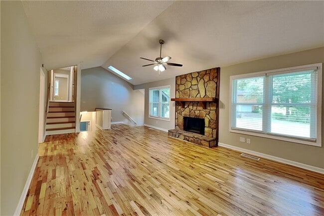451 Monroe Trce
