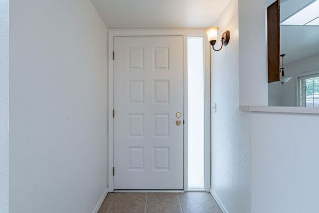 Photo - Move-In Ready 2-Bed Tucson Home with Natur...