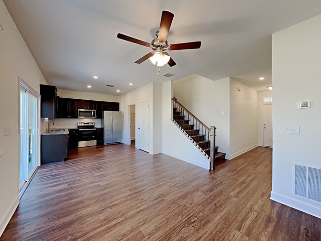 Photo - 5945 Hampton Creek Rd