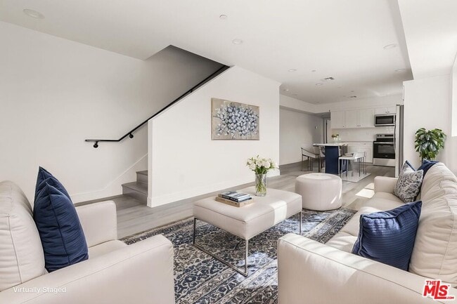 Building Photo - 2938 West Blvd Unit B