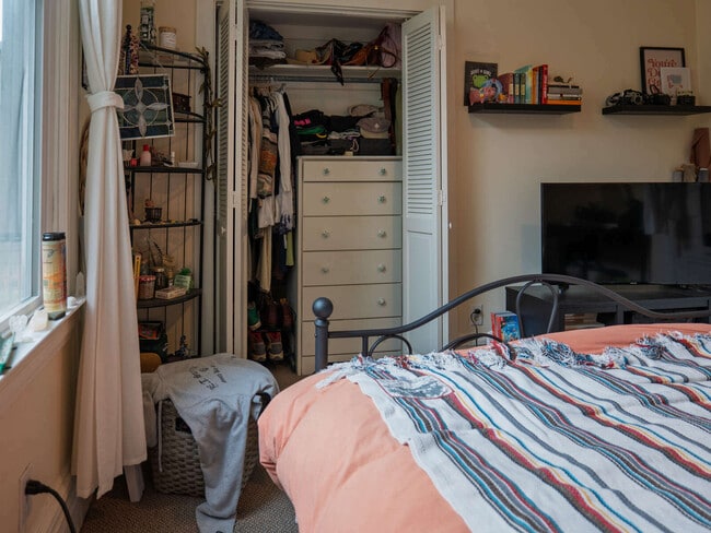 Photo - 1934 Stuart St