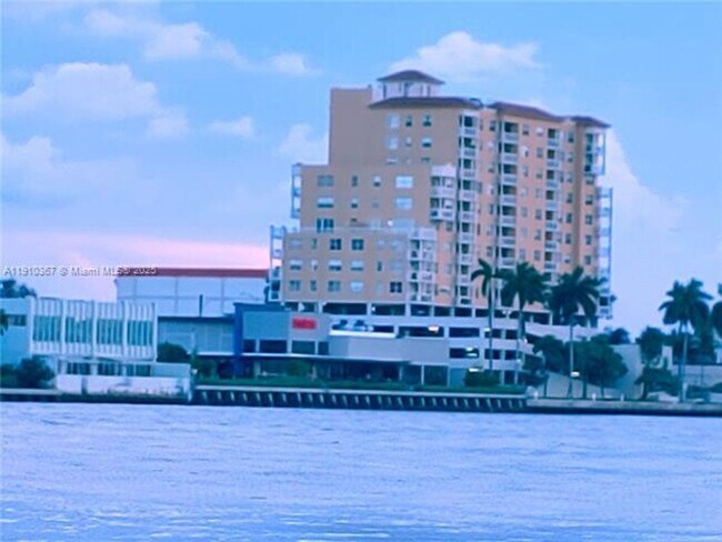 Photo - 1625 Kennedy Cswy Unidad 1625 Kennedy Cswy 1103B