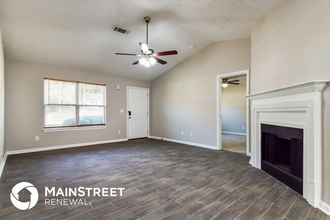 Photo - 8043 Trinity Park Dr