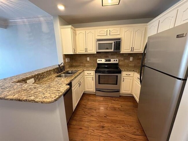 Photo - 1BD/1BA Condo located in The Monarch Unit 306
