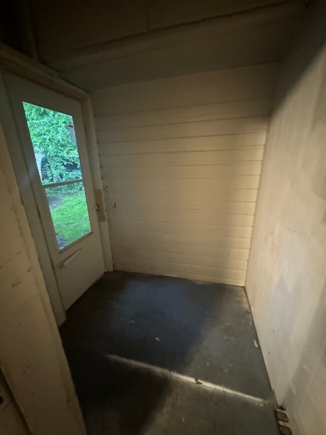 Photo - 165 Huff St Unit 4