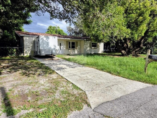 3842 Jupiter Dr