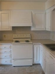 Photo - Whispering Pines Apartments