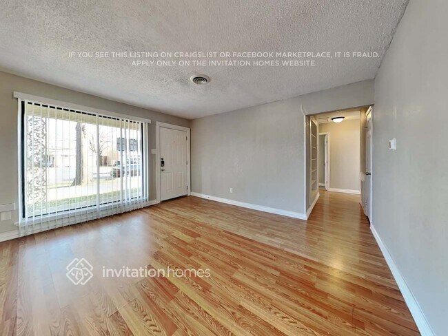 Photo - 4539 Scottsdale Dr