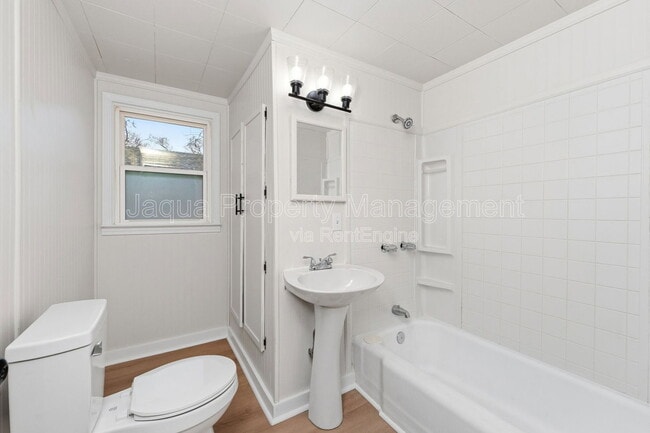 Photo - 5923 Missouri Ave