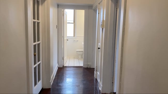 Photo - 5752 Ellsworth Ave