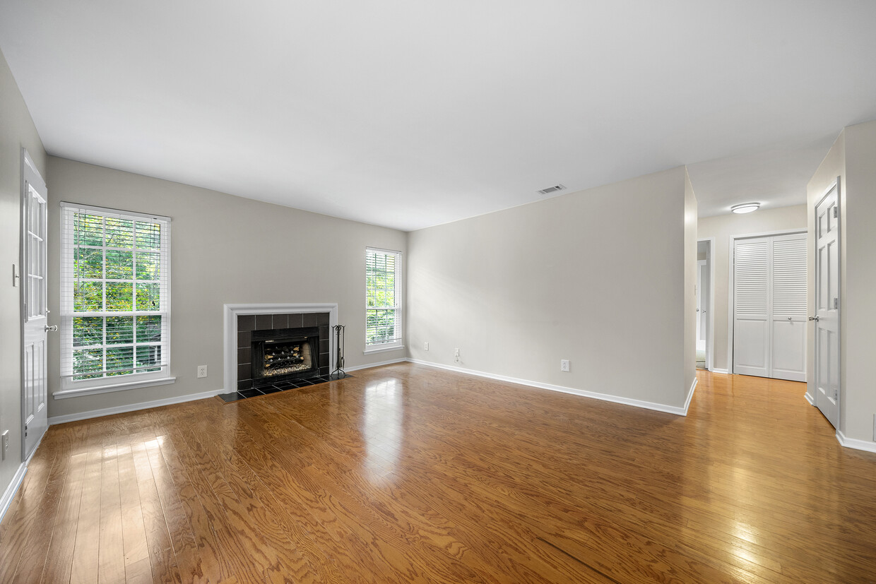 Photo - 6808 Glenridge Dr (Atlanta, GA)