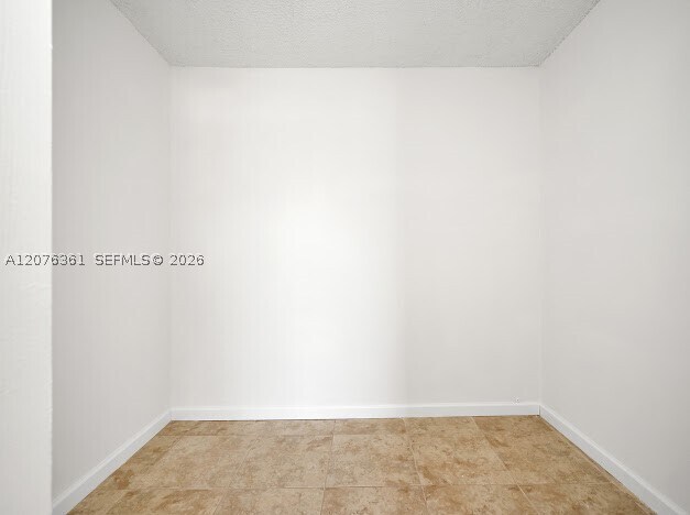 7620 Carlyle Ave Unit 606