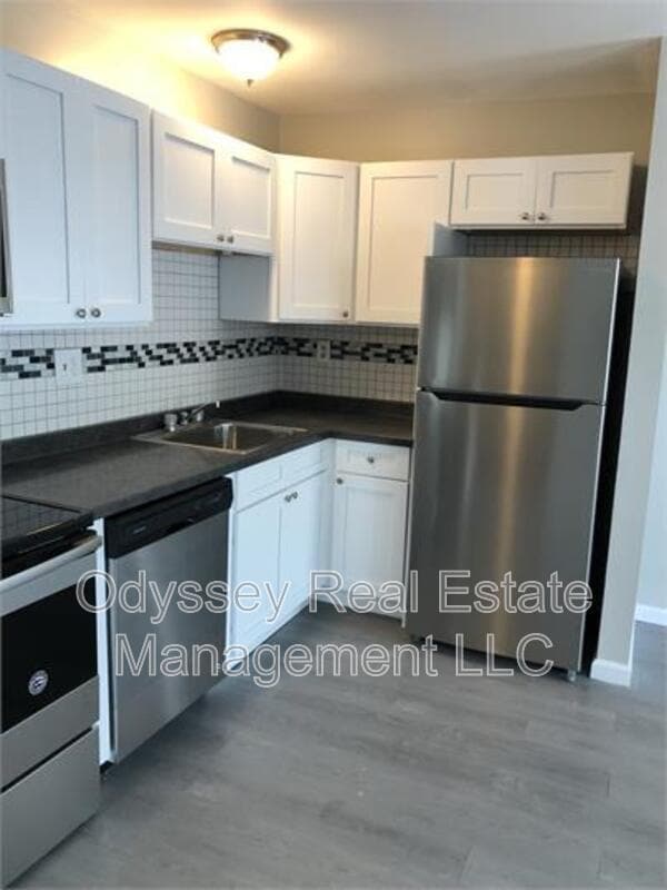 Building Photo - 10 Main St Rental