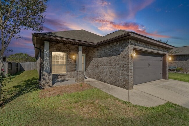 Building Photo - 10421 Fionn Loop Rental