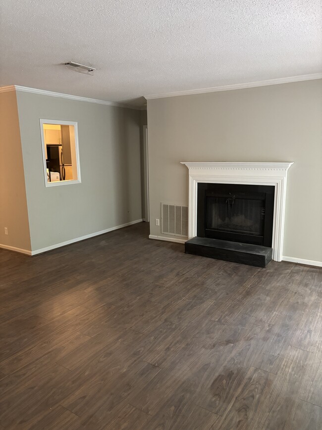 Photo - 616 Balfour Rd Townhome