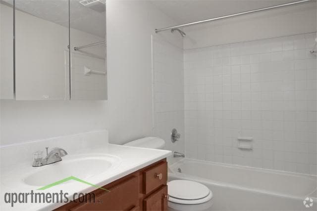 Bathroom - Kings View Apartments