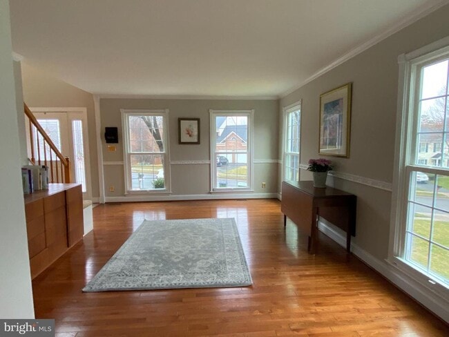 Photo - 2 Eastbrook Ct