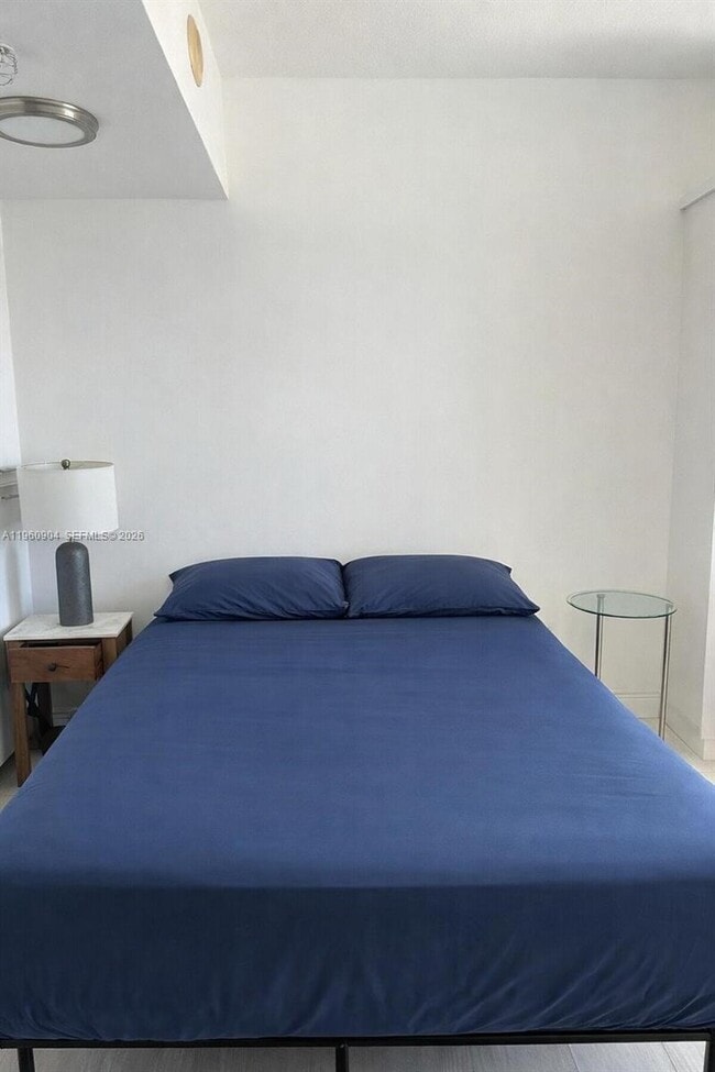 Photo - 185 SW 7th St Unit 2406