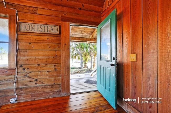 Photo - 1330 Niatross St