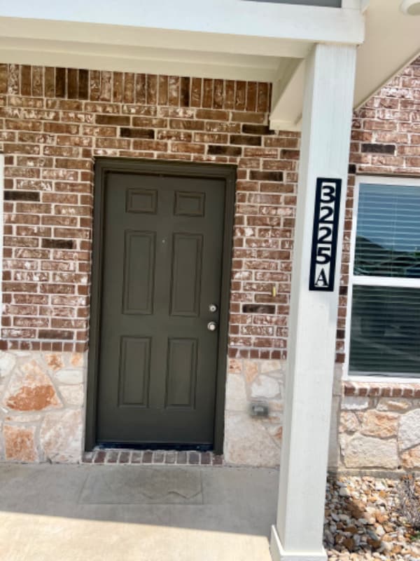 Photo - 3225 Belmont Dr