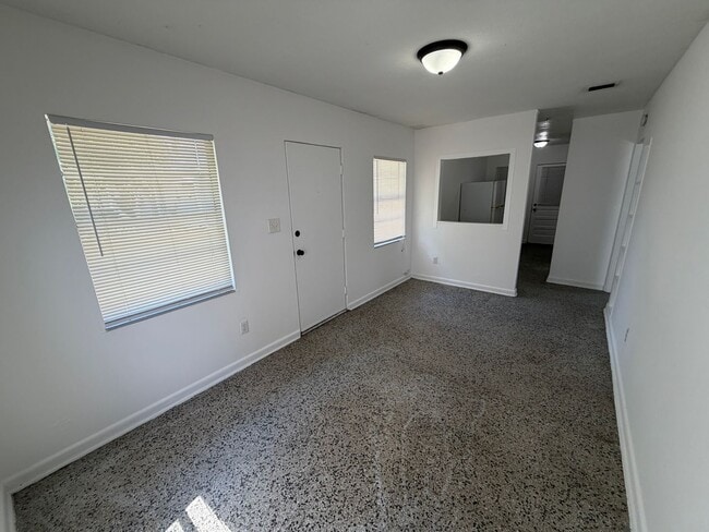 Photo - 2109 S Mills Ave