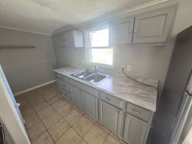 Photo - 1512 Kavanaugh St