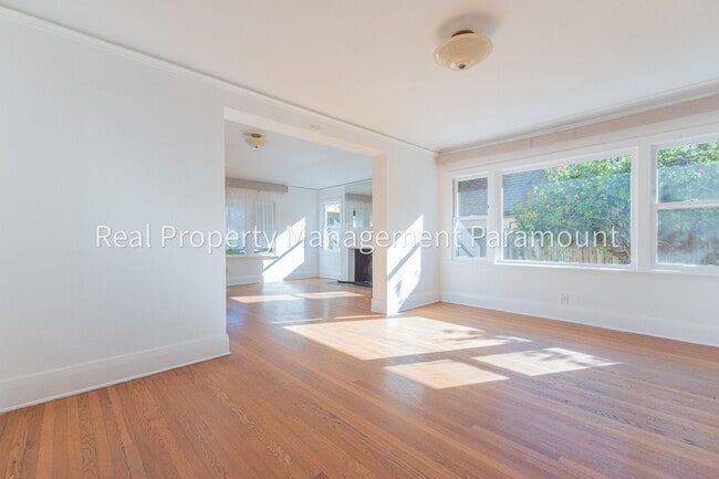 Photo - Beautiful house in Los Feliz