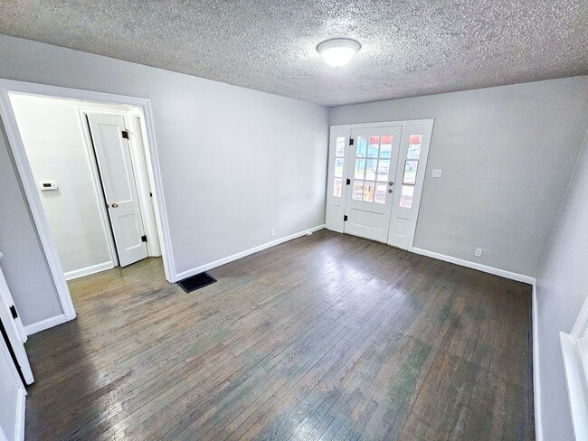 Photo - 3539 Prospect St