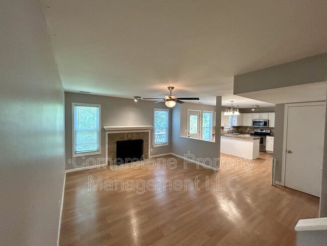 Photo - 2324 Ranch St