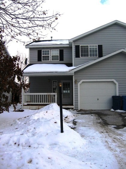 Photo - Spacious 3 bedroom townhouse