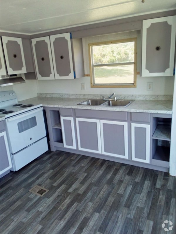 Building Photo - 253 West St Rental