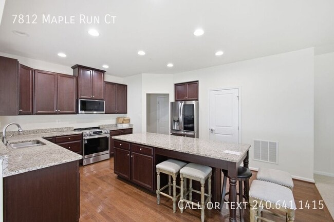 Photo - 7812 Maple Run Ct