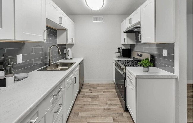 Photo - 2025 W Indian School Rd Unidad 1