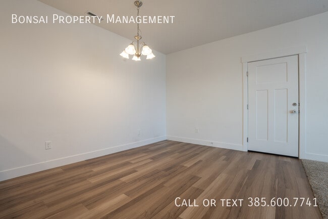 Photo - 762 Lang Ct Unit 201