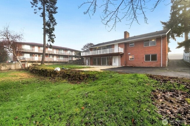 Photo - 1301 Edmonds Ave NE Unidad B