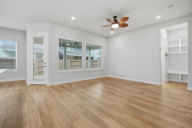 Photo - 719 Sandy Bay Ln