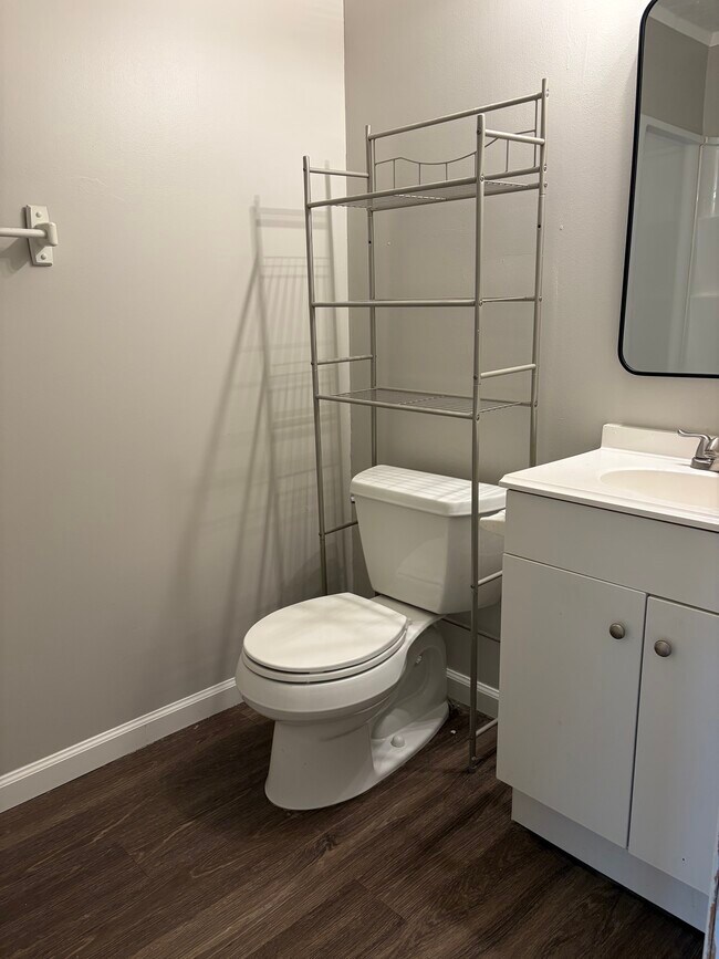 Main bathroom