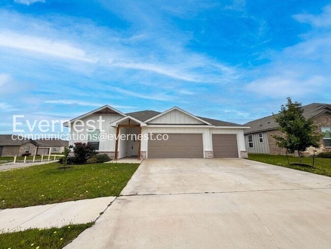 Building Photo - 870 Freedom Cir