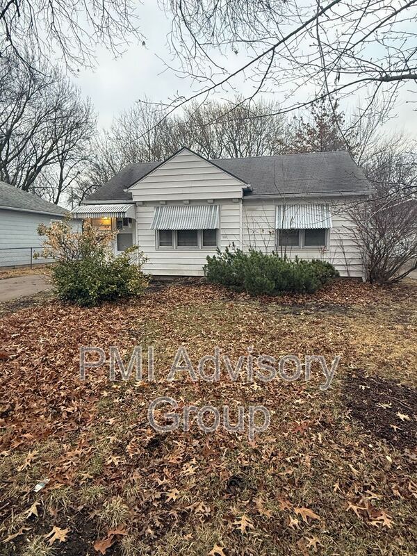 Photo - 1924 SW Stone Ave