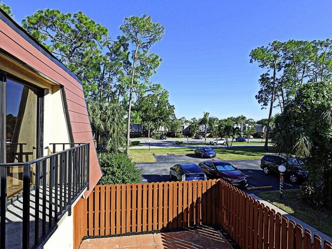 Photo - 1556 Park Meadows Dr Unit 1556 Park Meadows Drive, 1