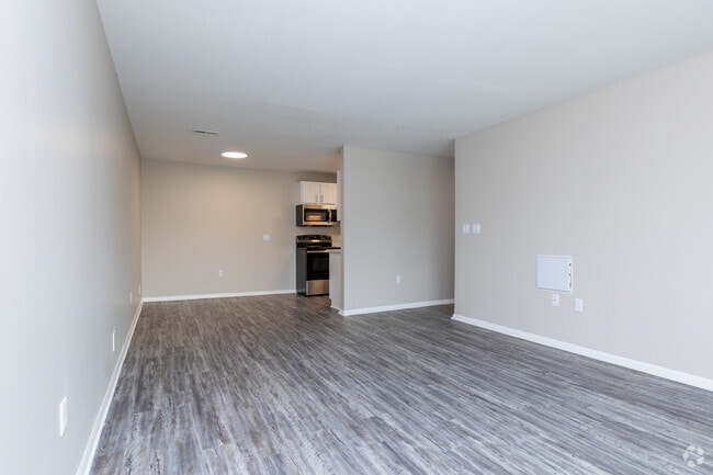 2BR, 1BA - 990SF - Living room