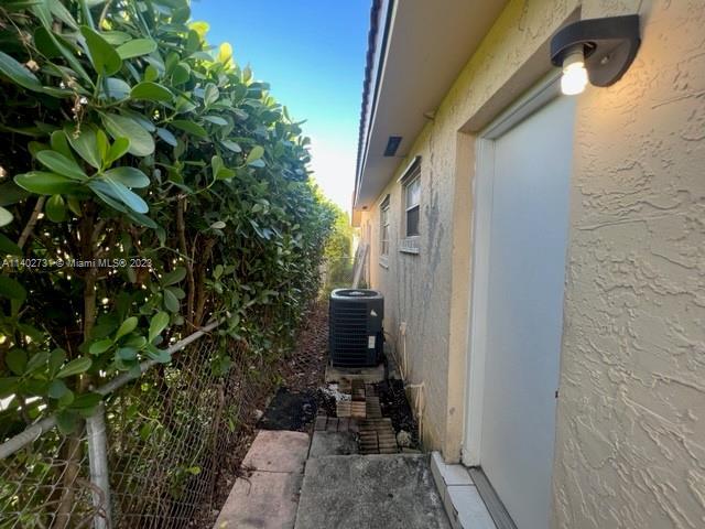 Photo - 3821 SW 89th Ct