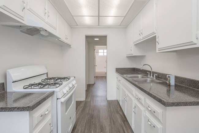 Photo - Castilian and Cordova Apartment Homes