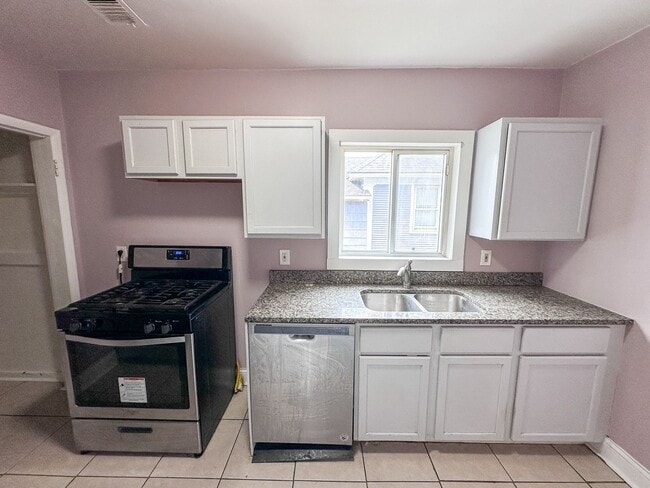 Photo - 613 Fuller Ave SE Unit 202