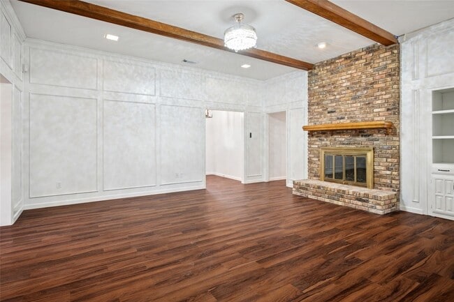 5502 Coronado Dr