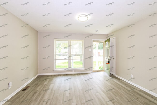 Photo - 3074 Donnycave Ln