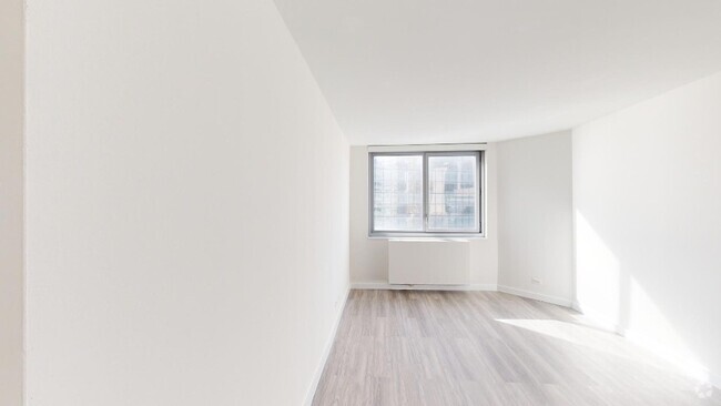 Building Photo - 333 E 34th St Unit 15B Rental