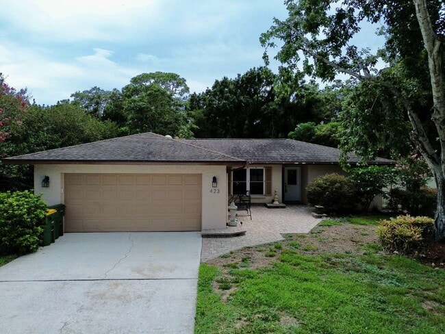 Photo - 423 Whispering Oaks Ct